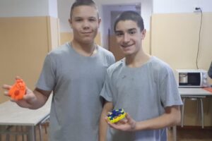 Vcum5Fv8X5A
